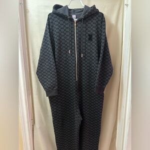 Savage X Fenty Women’s Hooded Lounge Onesie Size Large Zip Front Pockets
